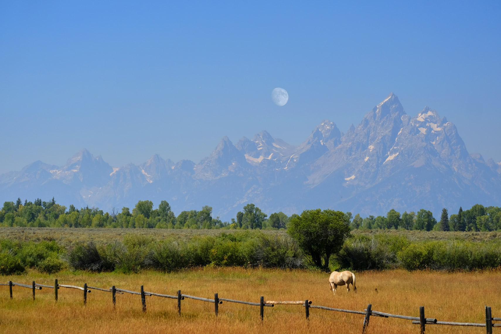 Moonrise in Grand Tetons, Wyoming 